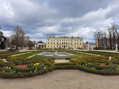 Zespół Pałacowo-Parkowy Branickich